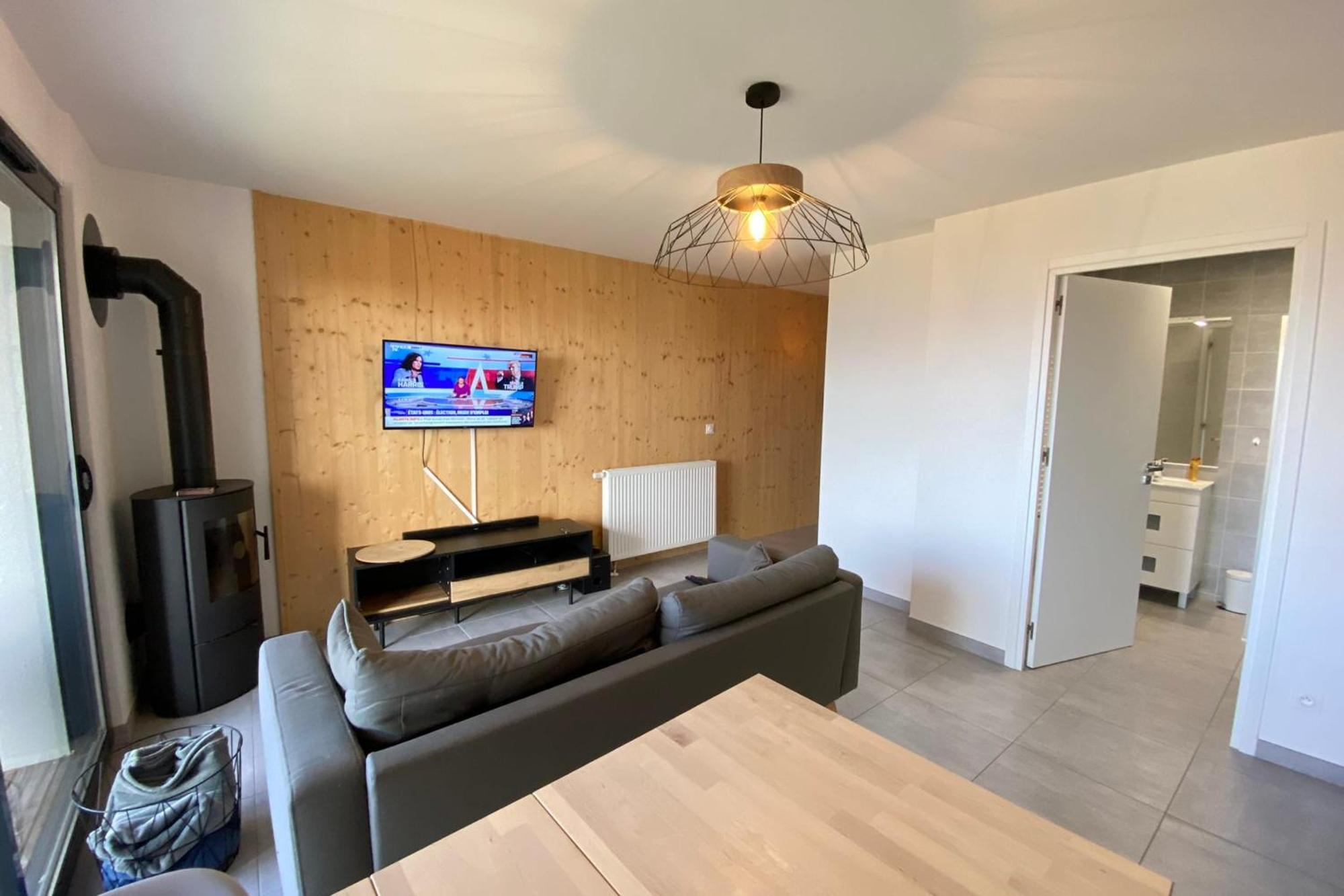 06ci Beautiful T2 With Terrace - Appartement